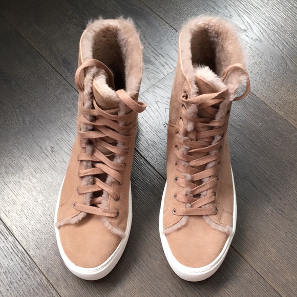 ugg beven sneaker chestnut